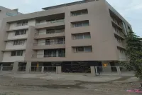 Vayavia Vine | Private 1BHK in 3BHK with Shared Kitchen & Living