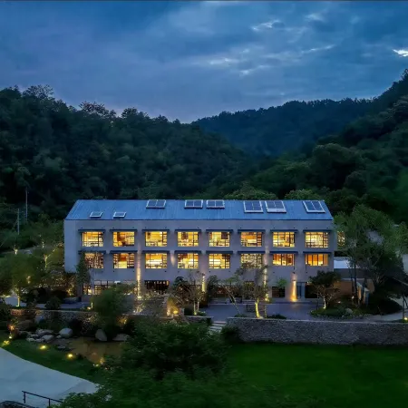 Moye · Shanshan Laichi Sansi Luxury Wilderness Resort Homestay (Liuyang Daweishan)