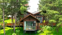 Ludao Songlin Homestay - parking