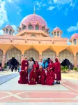 Travelogue Guest House - Hostels