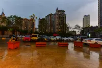 Meicheng Hotel (Xining Shangri-La Commercial Center) - Mountain view