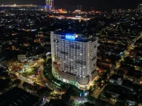 Aston Pluit Hotel & Residence Hotels near Green Bay Pluit