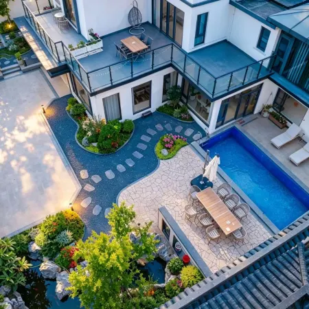 Taihu Qianxi Ju · Hideaway Streamside Secret Realm · Pool Garden Resort Inn