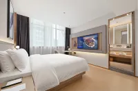 Lavande Hotel (Jiangmen Wuyi Road, South Vocational College Branch) - 4-Star