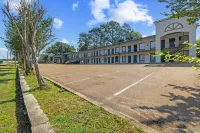 Motel 6 - McComb, MS - Motels