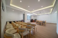 Feitu Cultural & Travel Station (Yangmingshan National Forest Park Branch) - 2-Star
