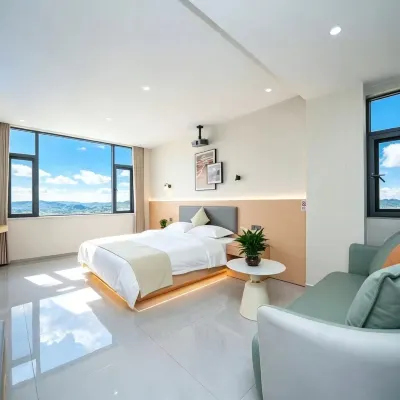 Yitu Boutique Hotel (Chenggong Yupu Hanquan Forest Wetland Park) Hotels near WaveGlamping Weilu Campsite (Dawan Branch)