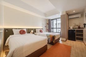 LILYBETH HOTEL PRATUNAM