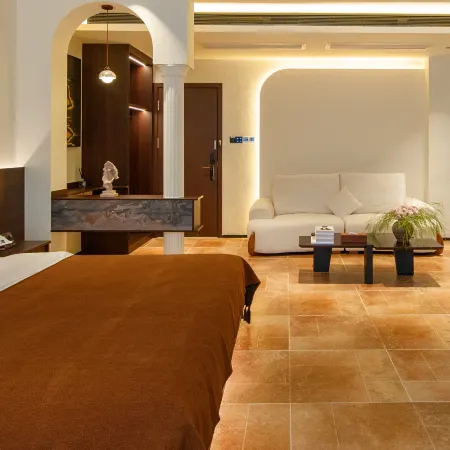 MoHai MH High-End Designer (Beihai Silver Beach Tourist Resort)