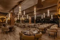 NOMMOS Beach RESORT & POOL CLUB - Beach resorts