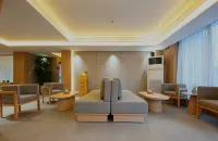 LAN - غرفة مطلة على الجبل