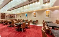 Ao Hua International Hotel - parking