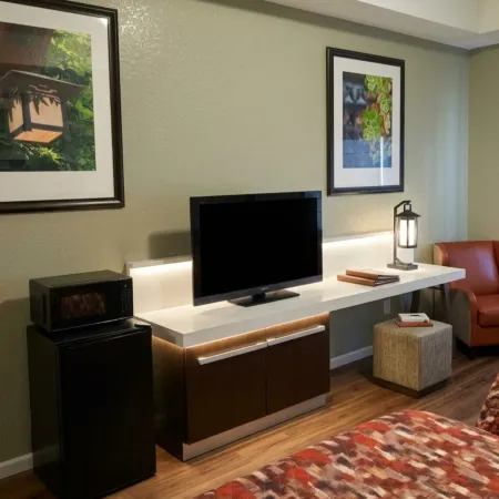 Studio 7 by Capital O Killeen I-14
