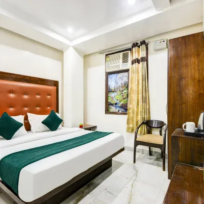 hotel saffron inn โรงแรมใกล้วัดหนุมาน