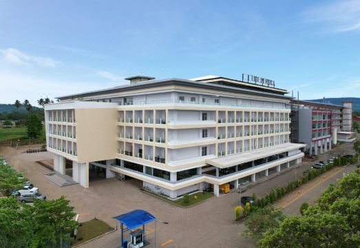 센트라 호텔 마나도