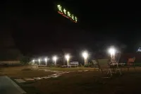 Nanling Banshe Hotel (Kaili College South High-speed Railway Station)