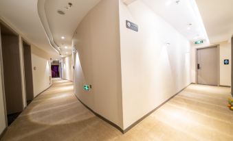 Qingcheng Hostel