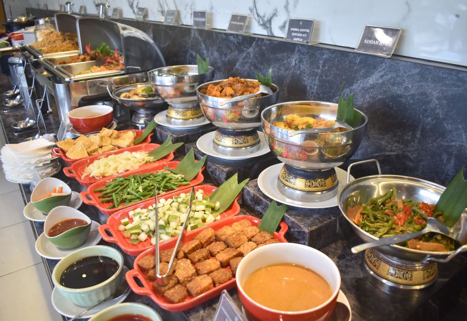 5. 호텔 88 엠봉..