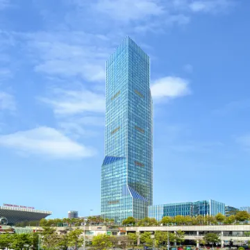 Pullman Shenzhen North Hotels near Shenzhenbei Railway Station