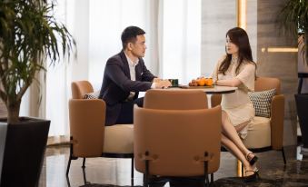 DongfangJingting Hotel (International Trade City)