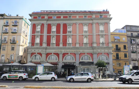 費迪南多伊爾酒店