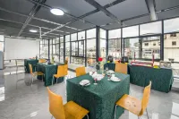 Pipiyang Hotel