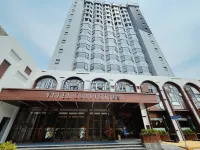 Heyi Zhishang Hotel (Jinan Quancheng Square Baotu Spring Branch)