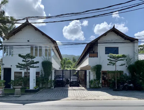 Roots Hotel Senggigi