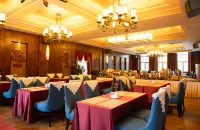 Zhuoni Convention Center - Breakfast
