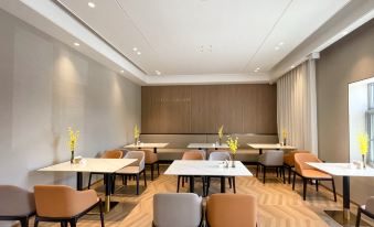 Yueqingju Hotel