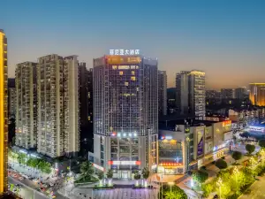 Yuesun Finia Hotel (Dazhou Luofu Plaza Railway Station)
