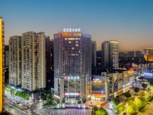 Yuesun Finia Hotel (Dazhou Luofu Plaza Railway Station)