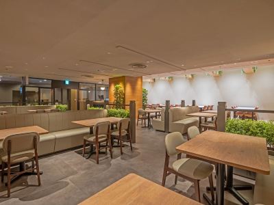 レストラン アートホテル成田の写真