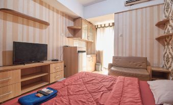 Apartment Green Lake View Ciputat by Celebrity Room