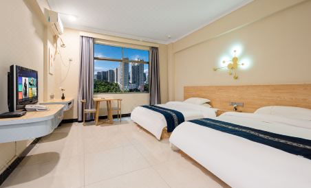 Yufeng Hotel - Housity
