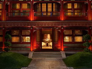 Waldorf Astoria Hutong Courtyard