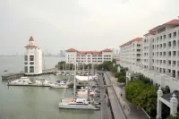 Straits Quay Marina Suites Penang Các khách sạn ở Northeast Penang Island