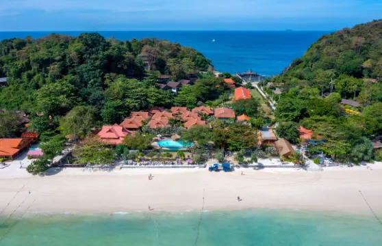 皮皮島愛侶灣棕櫚度假酒店