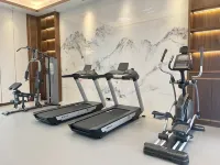 Howard Johnson Yilin Hotel - Parkering