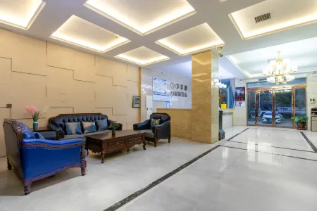 Home Inn Huaxuan Hotel (Wenxian Sima Street Branch) Отели рядом с достопримечательностью «Chenjiagou Tai Chi Cultural Tourism Area»