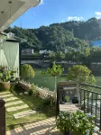 Shanghe Old Street Zhuorui B&B Hotels in Fenghuang