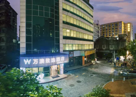 Wotels · Selected Hotel (Guangzhou Haizhu Square Shi Er Gong Subway Station)
