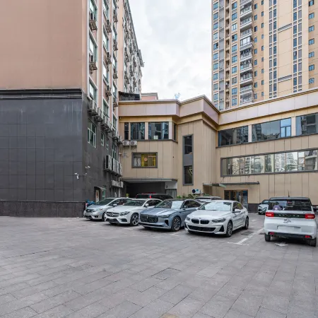 Rezen Select Hotel (Meizhou Wanda Plaza/Hakka Park)