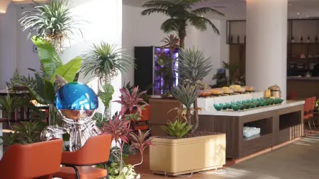 Yatai Conference Center Hotel Отели рядом с достопримечательностью «Changchun University of Science and Technology»