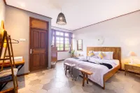 Interconnection Hostel Hotel di Bali