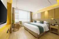 Sihai Grand Hotel Hotels near Yuantong Temple