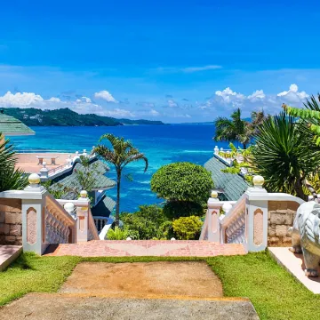 Lingganay Boracay Hotel Resort