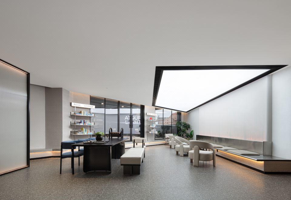 [칭다오북역 성핑루 아투어 라이트 호텔의 로비 이미지]