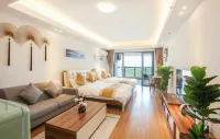 Lanwan Seaview Holiday Apartment (Hailing Island Agile Happy Golden Coast Branch)