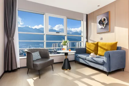 Da Guan Hotel (Dali Erhai Park High-speed Railway Station Branch) Отели рядом с достопримечательностью «Southwest University of Science and Technology»